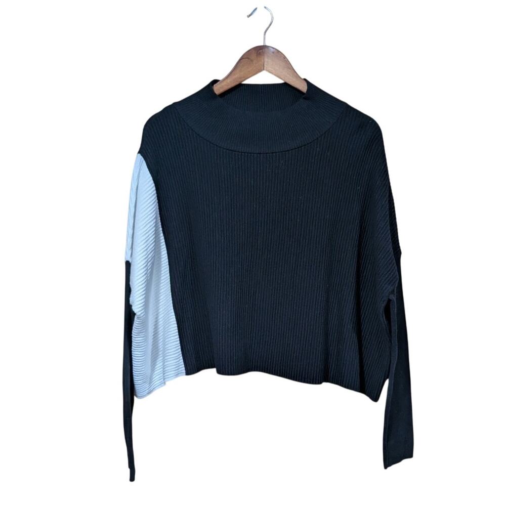 Planet Lauren G Sweater Womens‎ One Size Black White Minimalist Cropped
